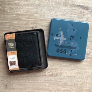 NWT Black Leather Trifold Fossil Wallet